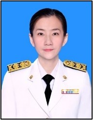 นางสาวญาดา แสงศิริทองไชย